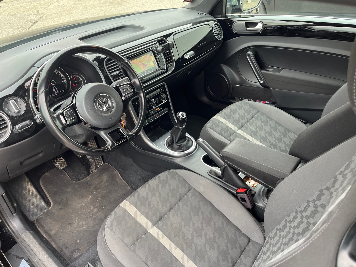 Volkswagen Beetle 1.2 TSI 105ch Coccinelle, Suivi complet, CarPlay, Caméra de recul, GPS