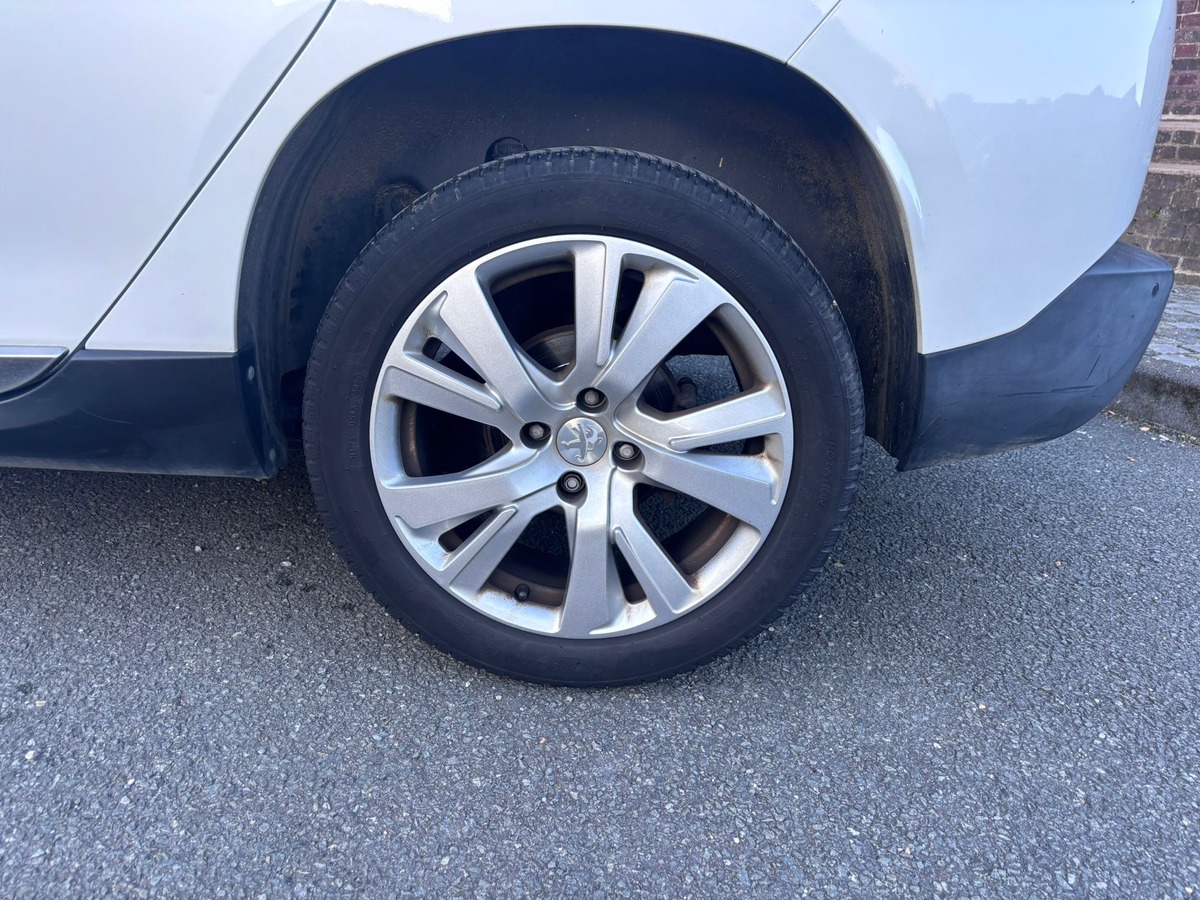 Peugeot 2008 1.6 e-HDi Crossway - Révisé - Garantie