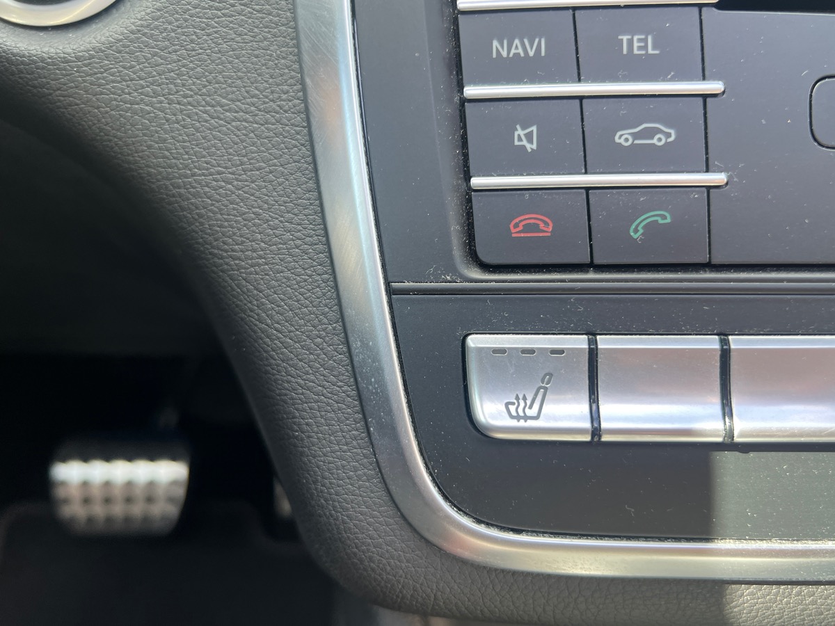 Mercedes-Benz CLA 45 AMG 381cv  4MATIC, SUIVI COMPLET MERCEDES, SIEGES CHAUFFANTS, HARMAN KARDON