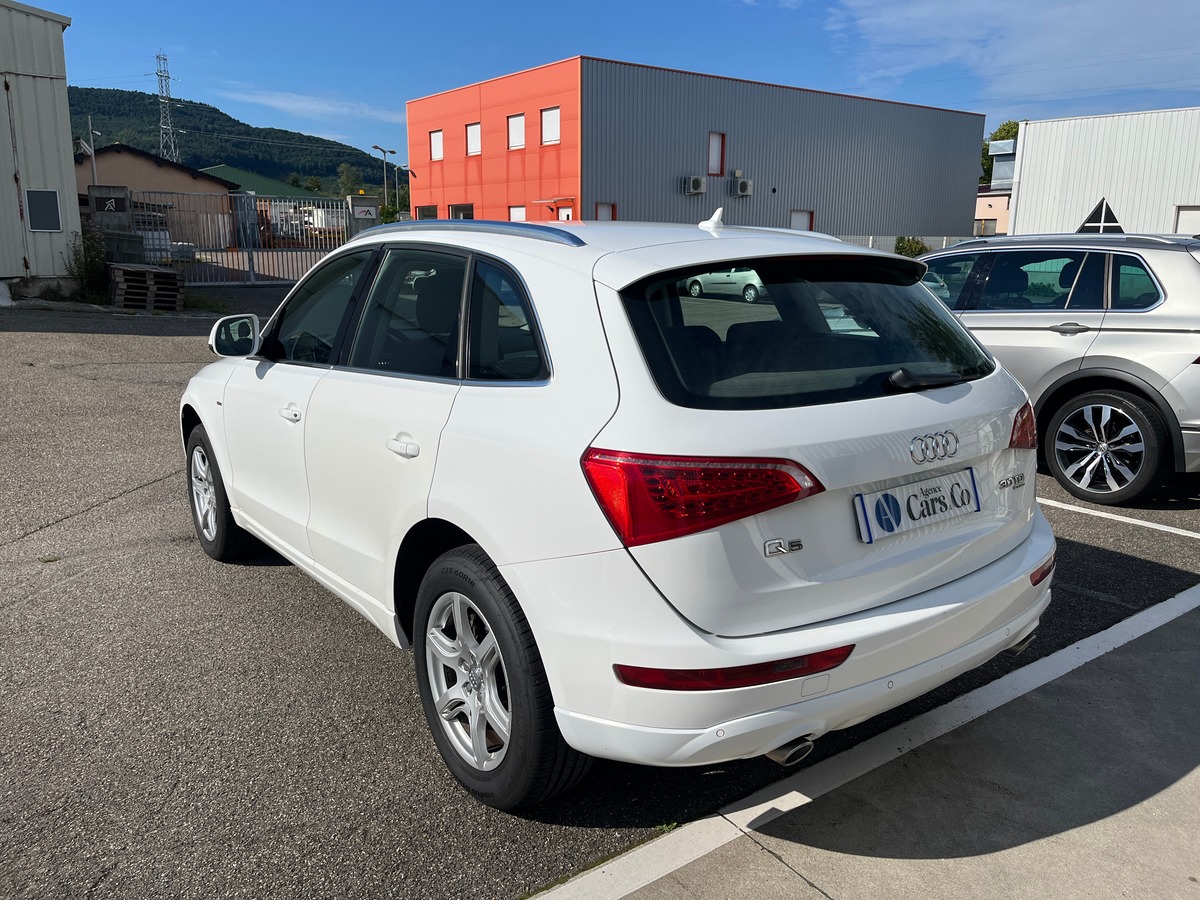 Audi AUDI Q5 V6 3.0 TDI QUATTRO Sline 239ch, ATTELAGE, REGULATEUR, LIMITEUR