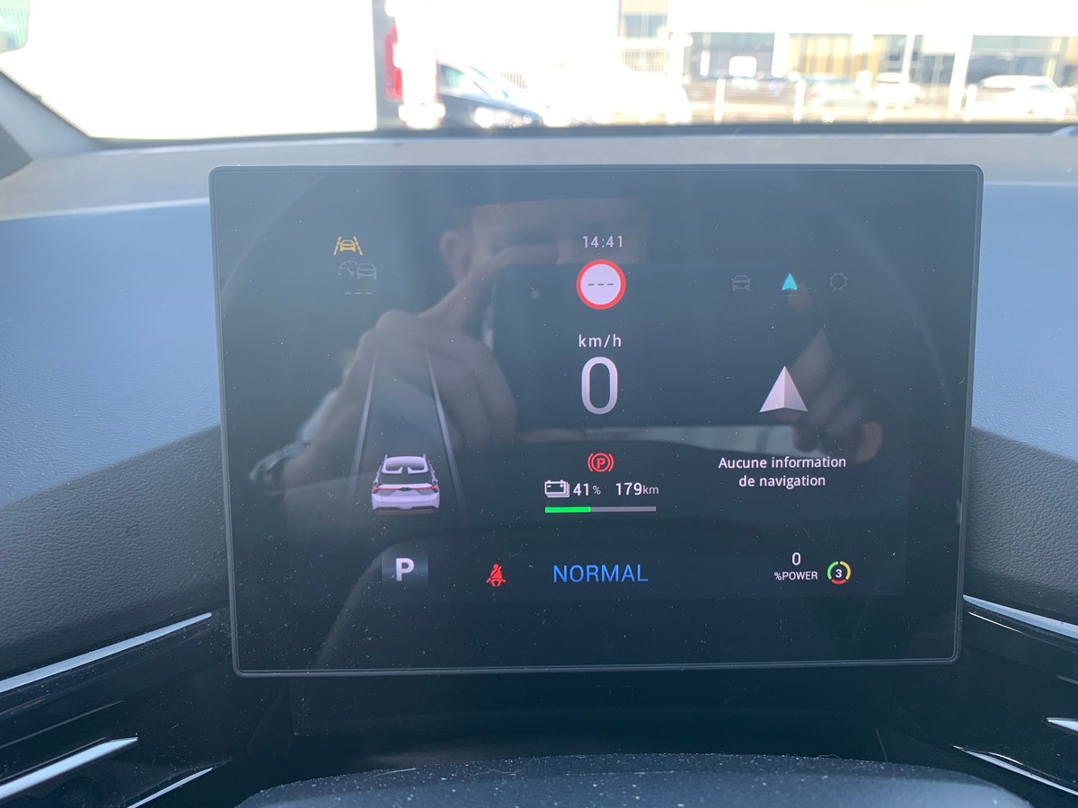 MG MG4 245 | 77 Kwh | Luxury | Apple car Play | Caméra | Siéges chauffants | Régulateur adaptatif