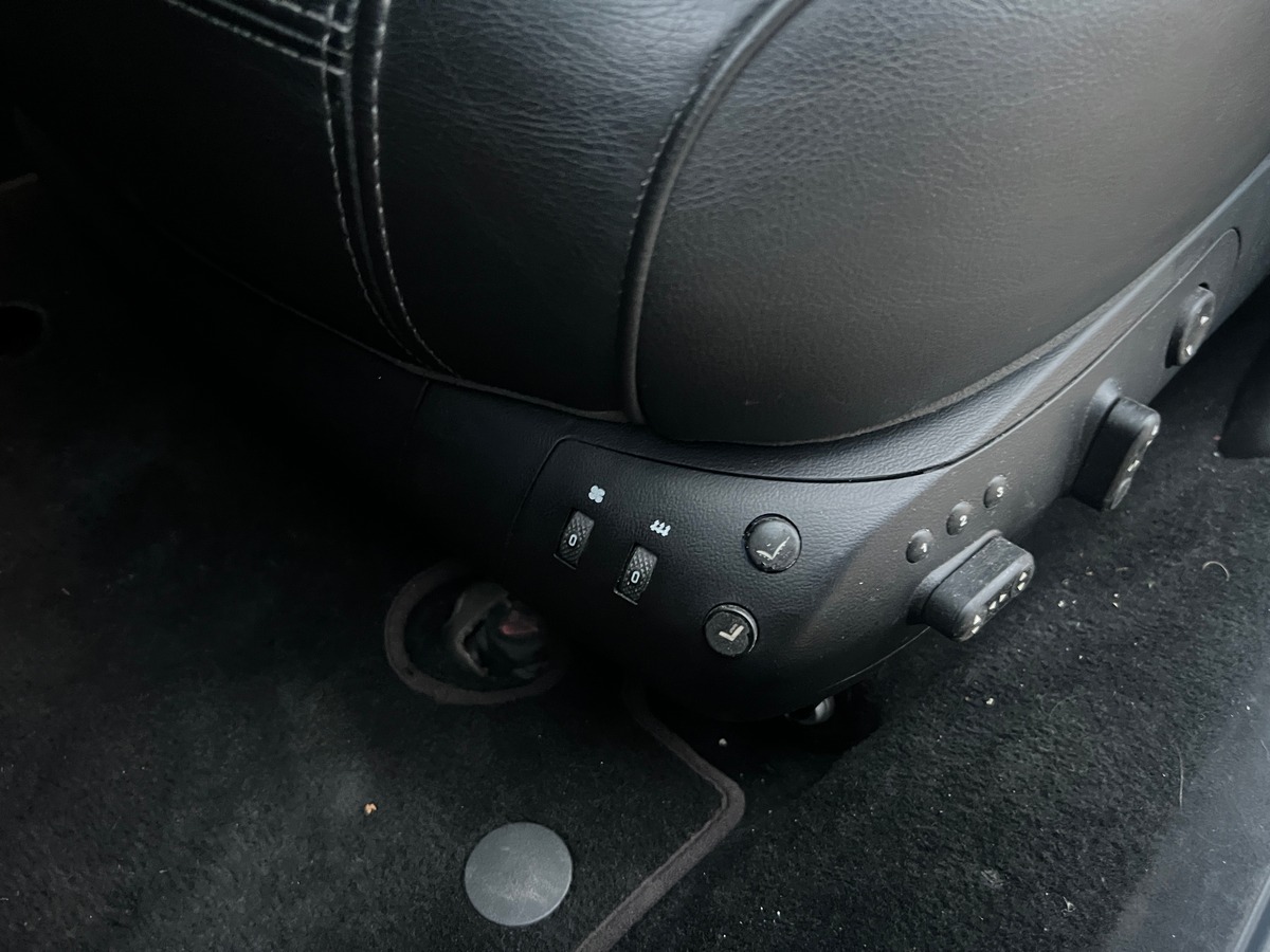 Maserati Quattroporte 4,7 S V8 431, SUIVI COMPLET , PACK BLACK, SIEGES CHAUFFANTS, COVERING