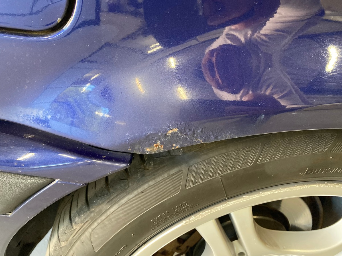 Bmw Série 3 E36 328i Berline Pack M individuel 193cv Toit Ouvrant