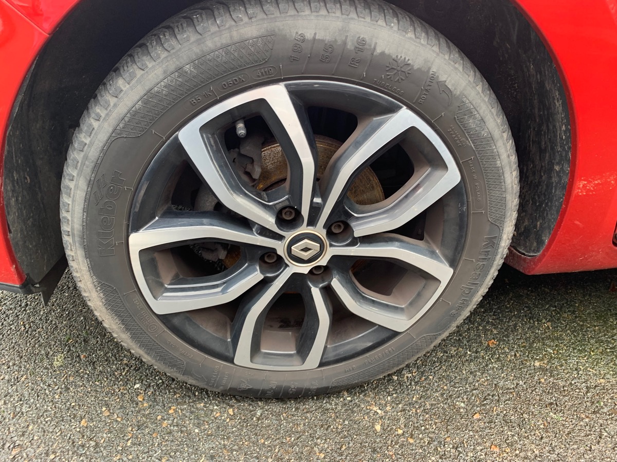 RENAULT Clio IV 90 ch | LIMITED | Phase 2 | GPS | Régulateur de vitesse | Feux LED | Isofix