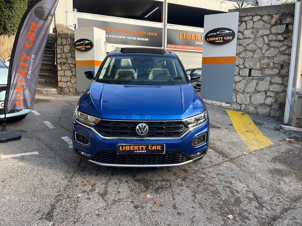 Volkswagen T-Roc 2.0 TSI 190 CV 4MOTION/ Toit Ouvrant / Carplay / Virtual /Finition Carat
