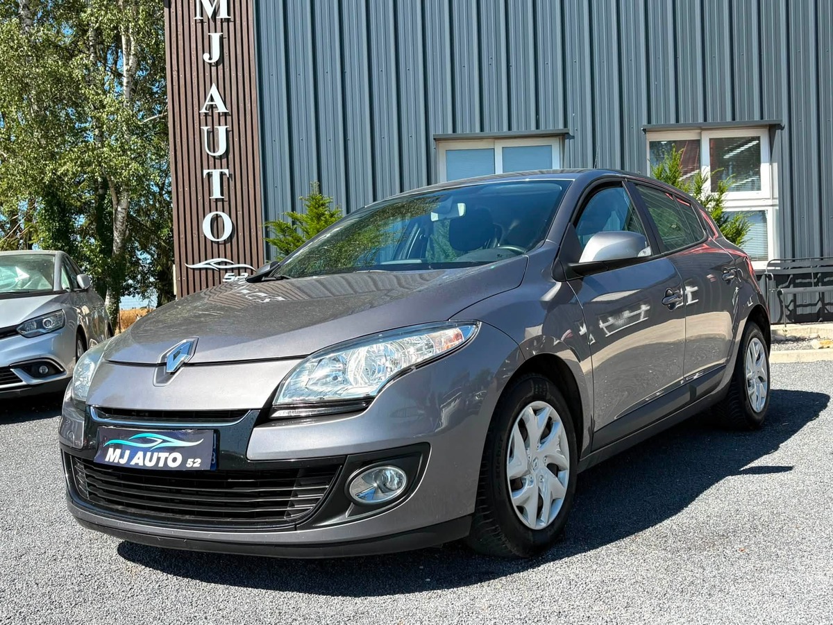 RENAULT Megane