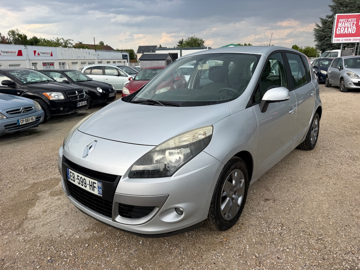 RENAULT Scenic
