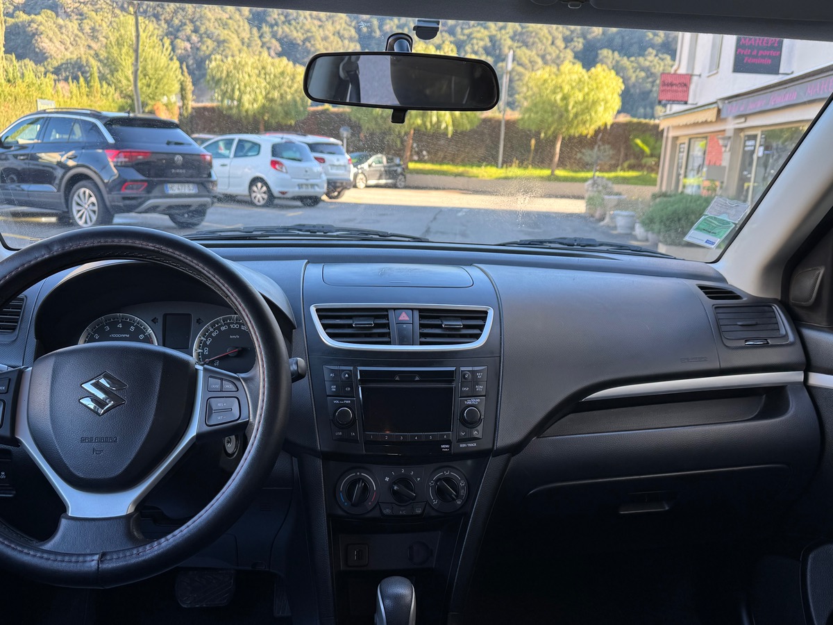 Suzuki Swift III 1.2 VVT 94 CV PRIVILEGE AUTOMATIQUE