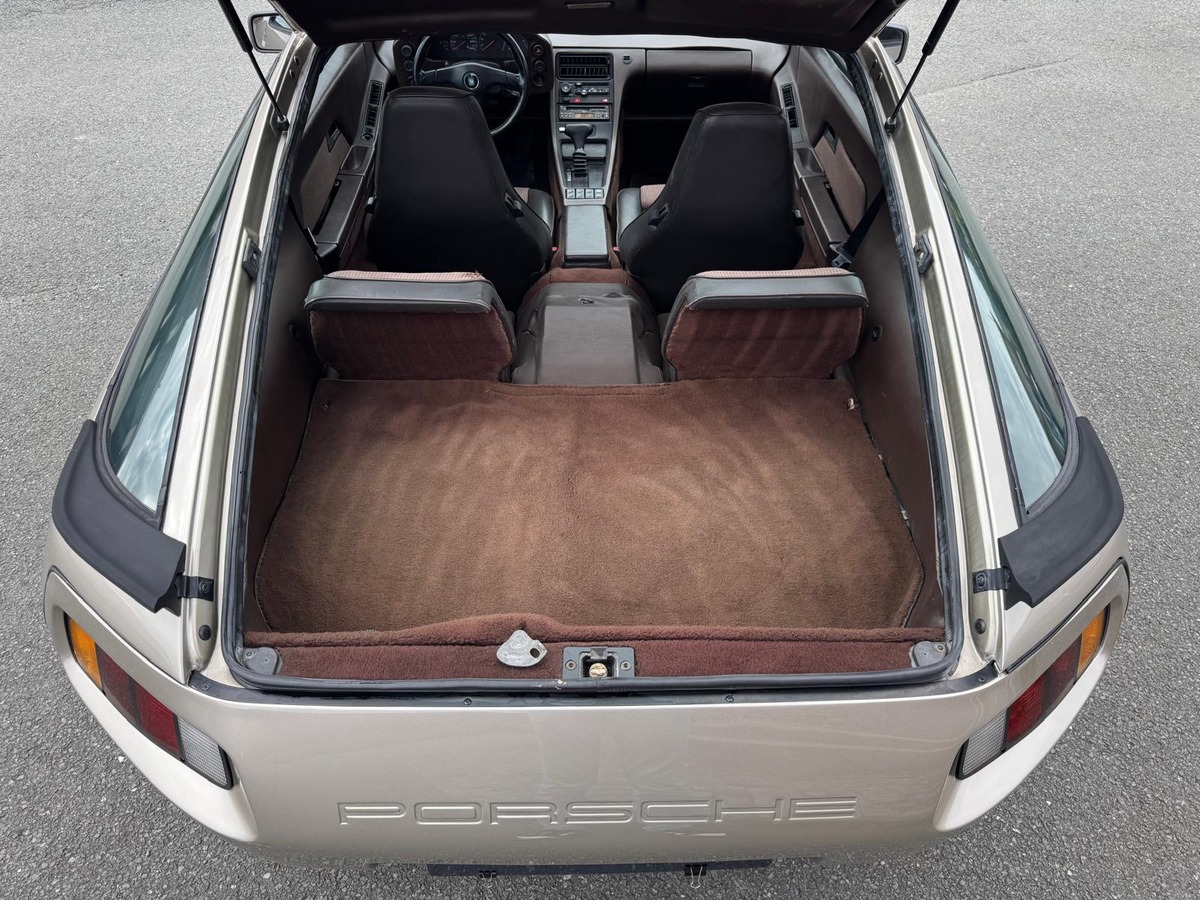 Porsche 928 S3 5.0 32soupapes 288