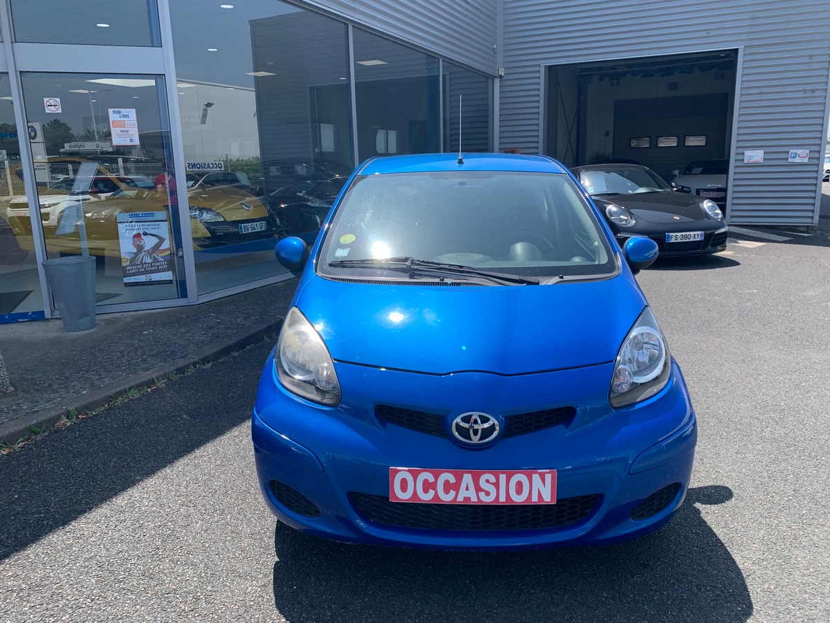 Toyota Aygo 60 ch | Climatisation | Vitres avant électriques | Verrouillage centralisé des portes