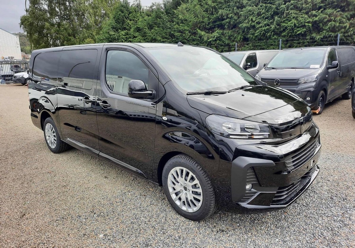 Peugeot Expert CABINE APPROFONDIE XL 2.0 BLUEHDI 180CH EAT8 CONFORT