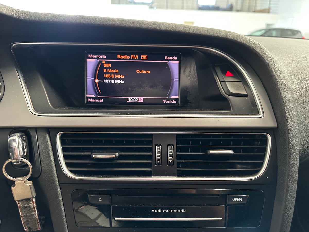 Audi A4 AVANT 1.8 TFSI 170 S LINE