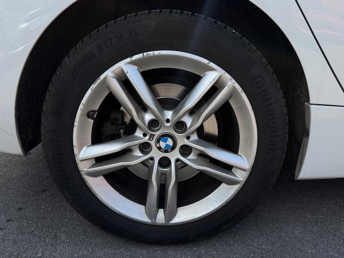 Bmw Série 2 Active tourer 225 xeA Lounge BVA