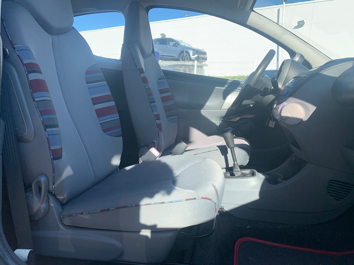 Citroën C1 68 chevaux | 1.0i | Confort | Premiére MAIN | 3 Portes | Direction assistée | Airbags