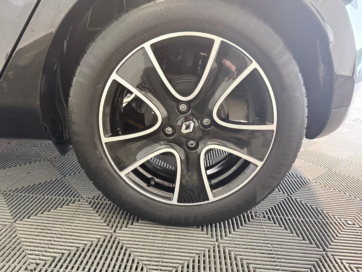 RENAULT Clio IV 0.9  tce 90cv  Community   Première main