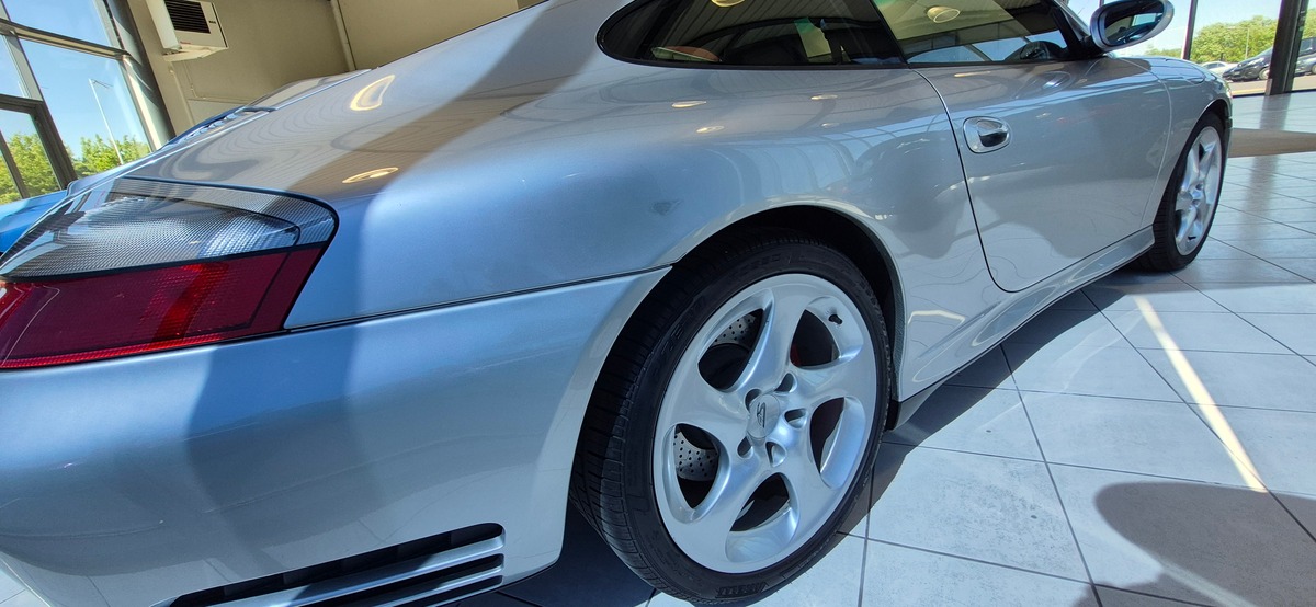 Porsche 911 TYPE 996.2 CARRERA 4S