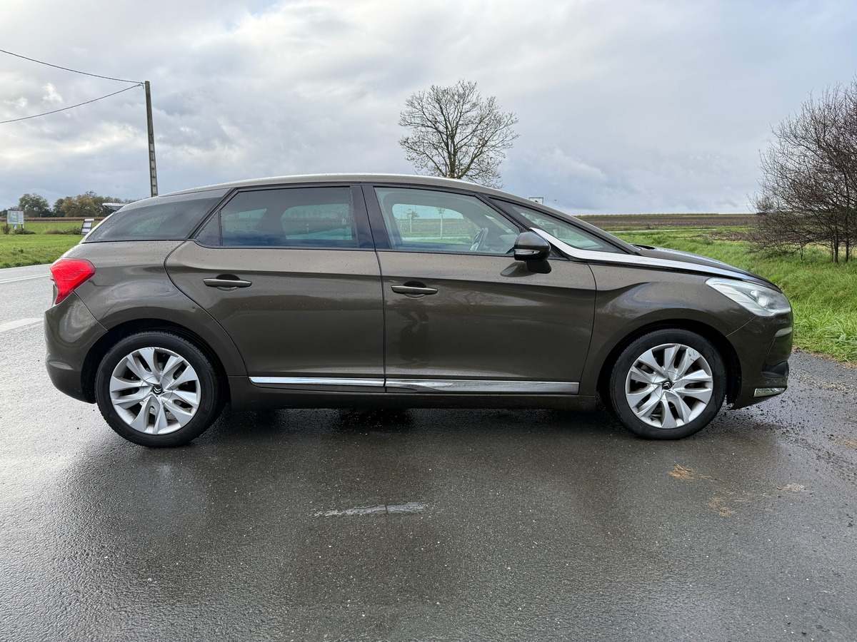 Citroën DS5 1.6 hdi 115 airdream BMP6 So Chic - Aucun frais à prévoir
