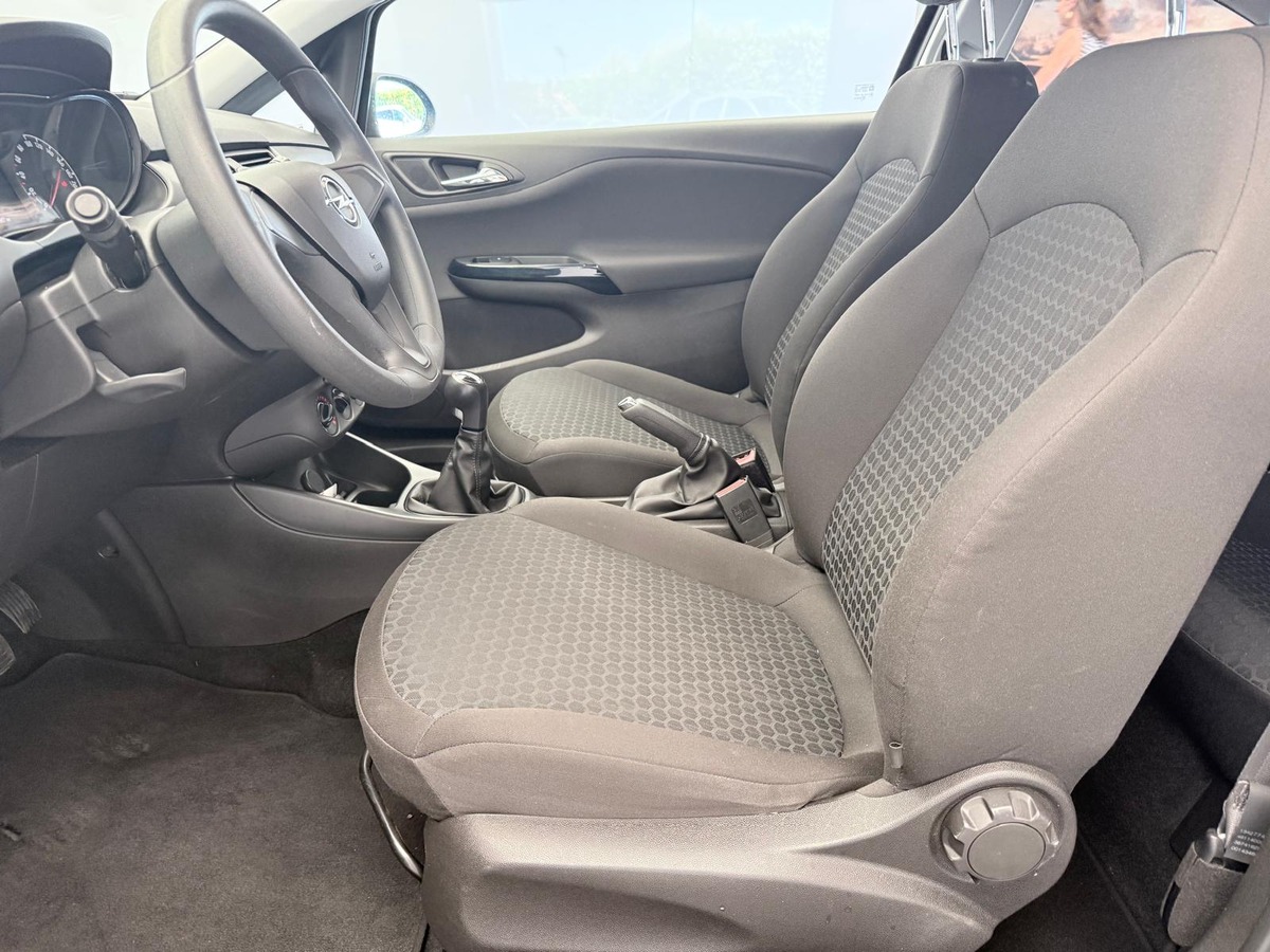 Opel Corsa 12  70 Essentia  Première main
