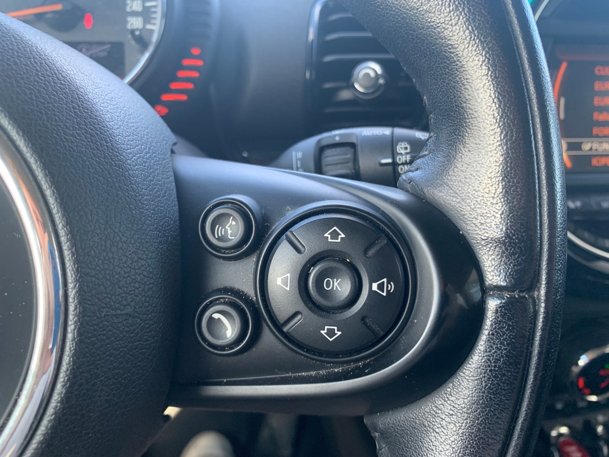 Mini Mini 5 Portes 136 | Cooper | Mode Sport | Sièges chauffants | GPS | Régulateur vitesse | Radars