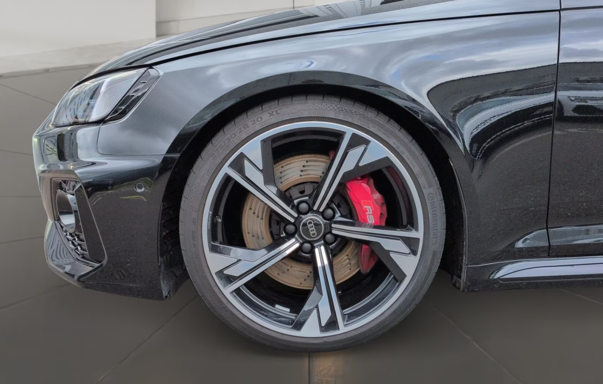 Audi RS4 Avant 2.9 V6 TFSI 450ch quattro tiptronic 8/Attelage/Bang&Olufsen/Toit ouvrant