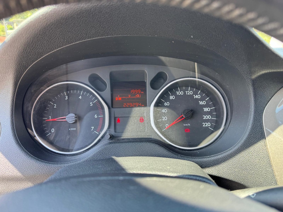 Citroën C-Elysée 1.6 blue-hdi 100ch Confort