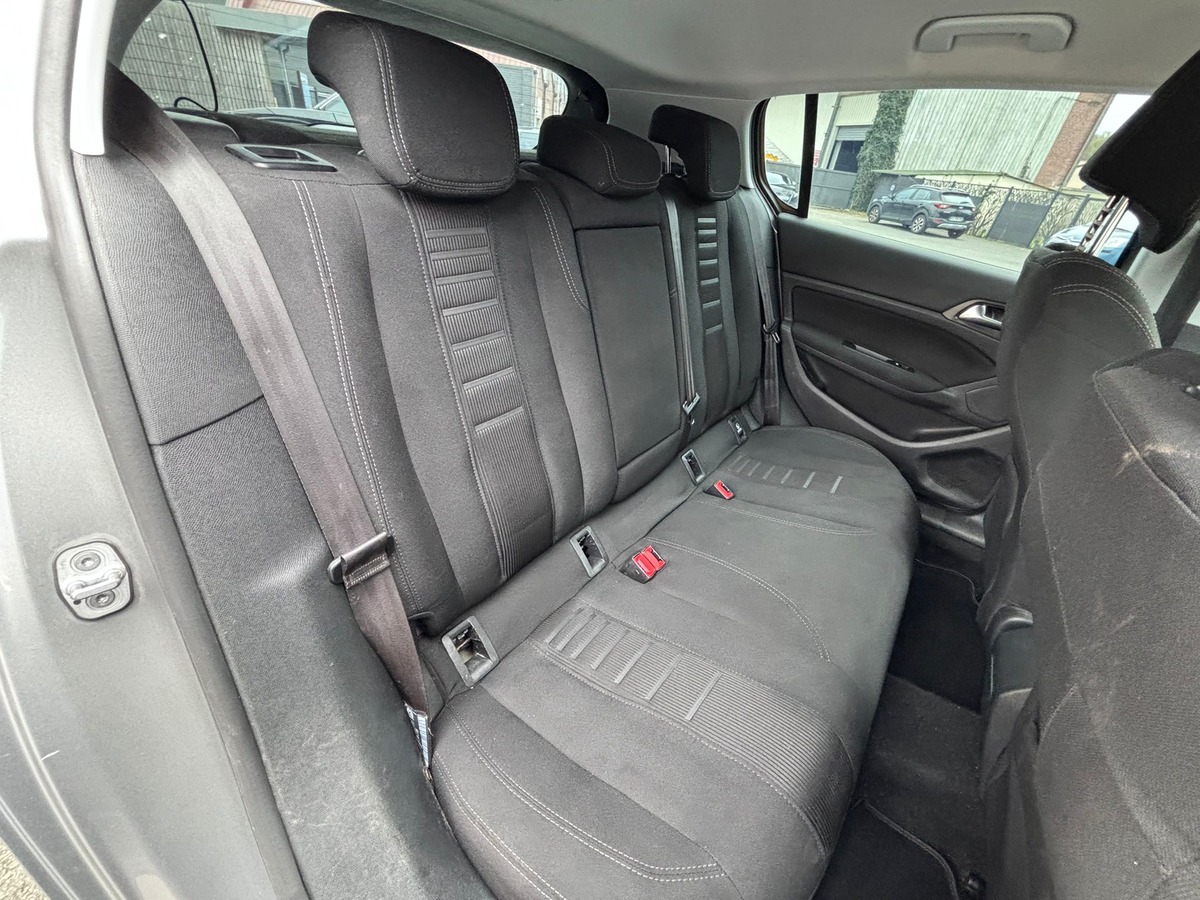 Peugeot 308 1.6 Blue-HDi 120CH Allure - Révisée - Garantie