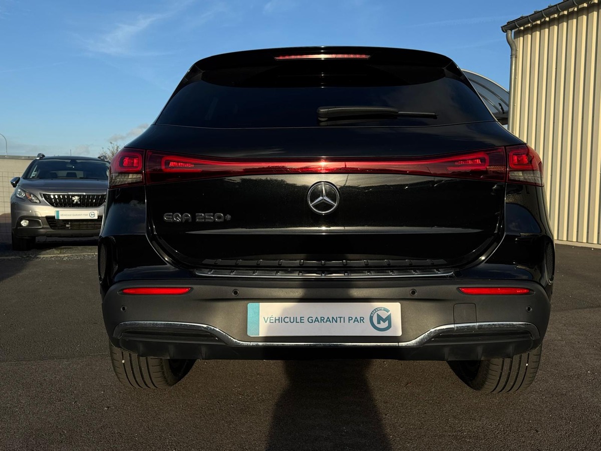 Mercedes-Benz EQA 250+ AMG Line 190