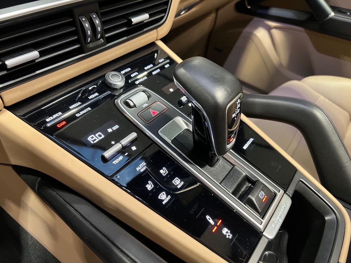 Porsche Cayenne E-HYBRID 3.0 V6 461CV TO/BOSE r