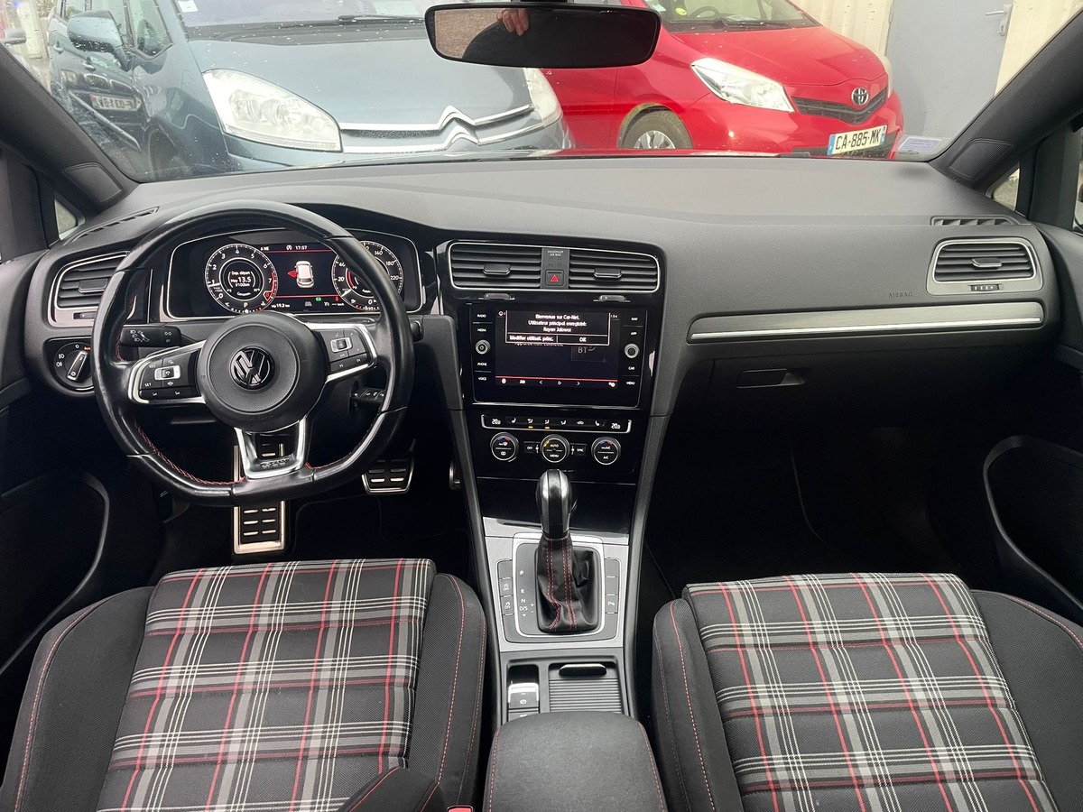Volkswagen Golf 7.5 GTI PERFORMANCE 2.0 TSI 245  DSG7 5P
