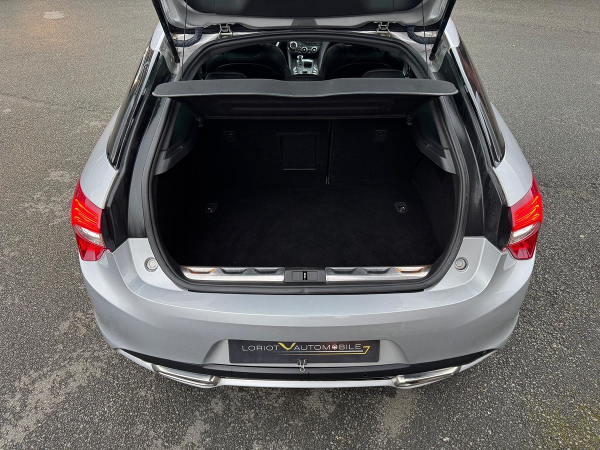 Citroën DS5 1.6 e-HDi SoChic Boite automatique - Révisé - Garantie