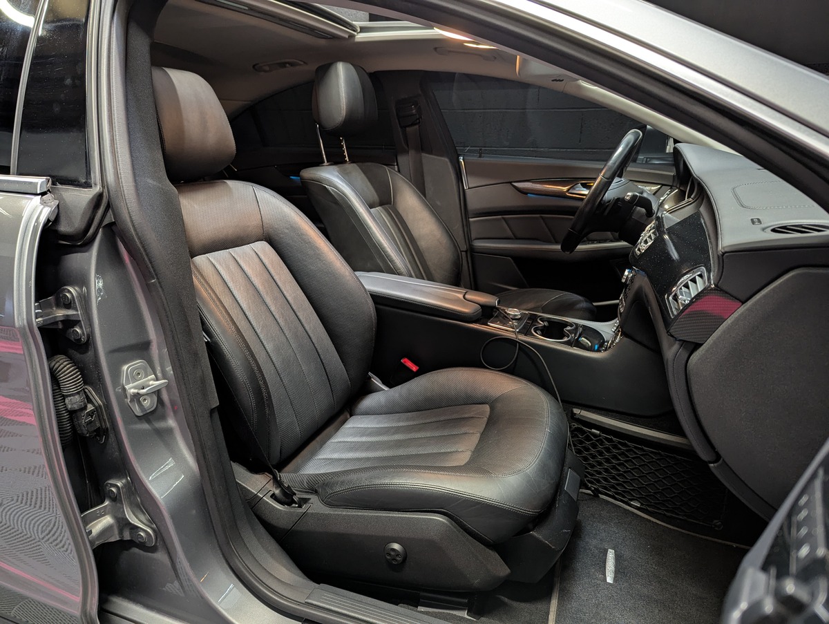 MERCEDES CLS 500 BlueEfficiency  SUIVI COMPLET MERCEDES