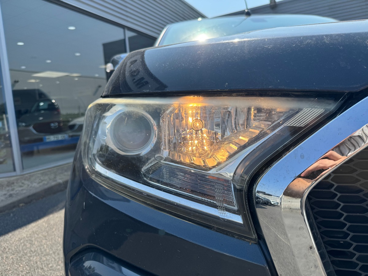 Ford Ranger 200 chevaux | Limited | Double Cabine | 5 places | GPS | Régulateur vitesse | Hard Top