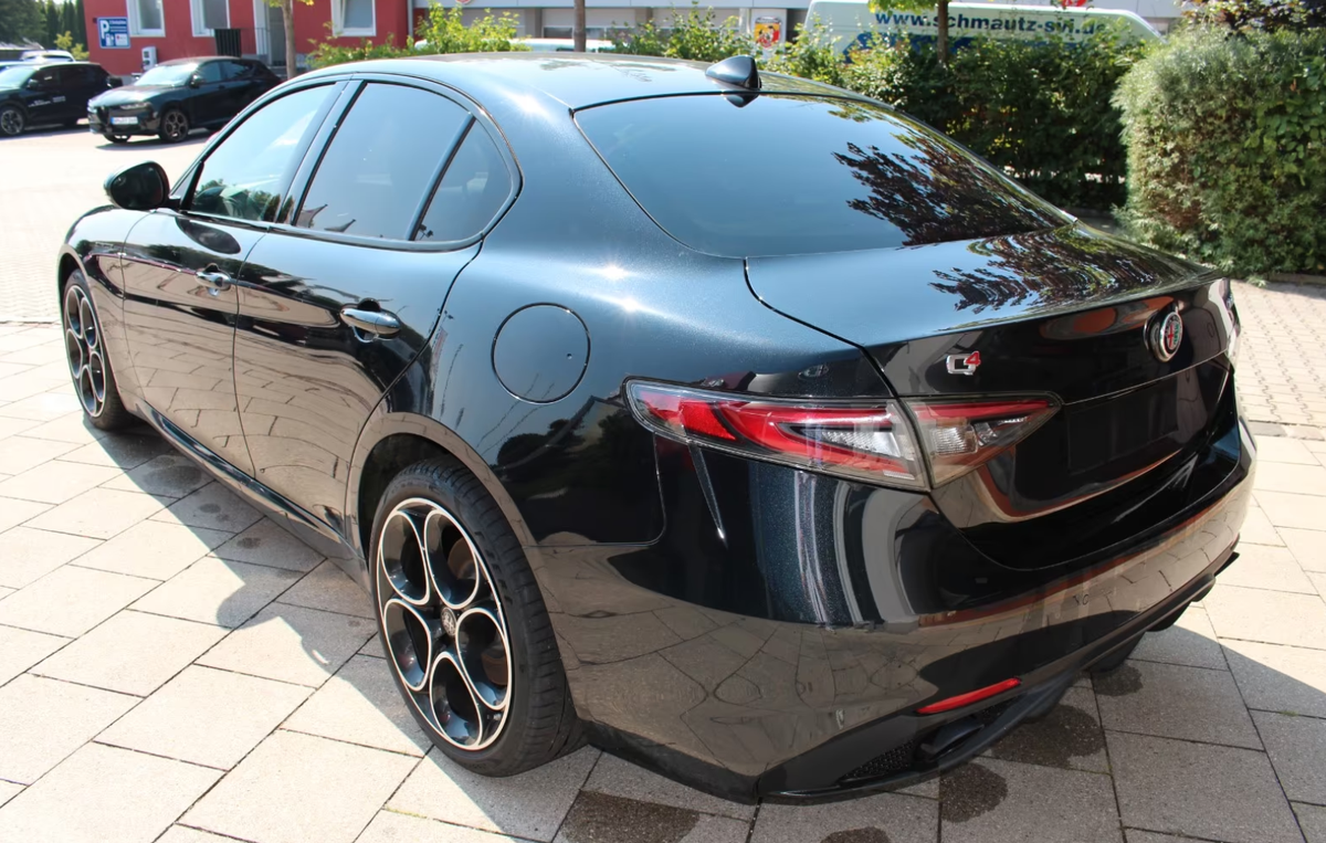 Alfa Romeo Giulia 2.0T 280ch Competizione Q4 AT8 Garantie Alfa Romeo 06/2027