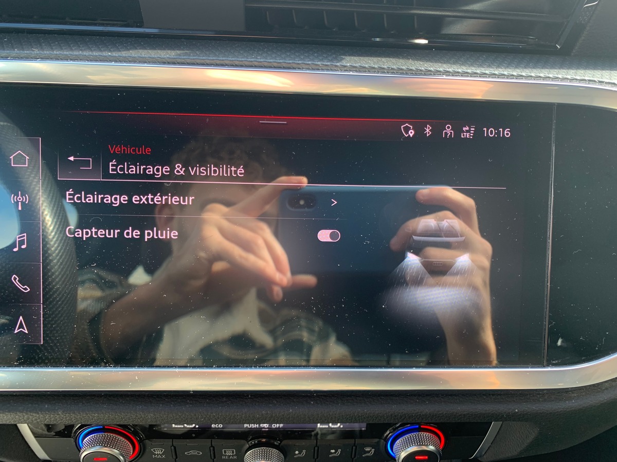 Audi Q3 Sportback 150 ch | S-Line | Caméra de recul | Apple car Play | Coffre assisté électriquement