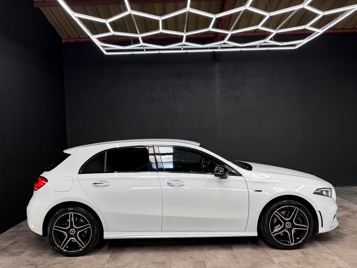 Mercedes Benz Classe A 250e 218CV AMG Line Garantie 1 an ✅