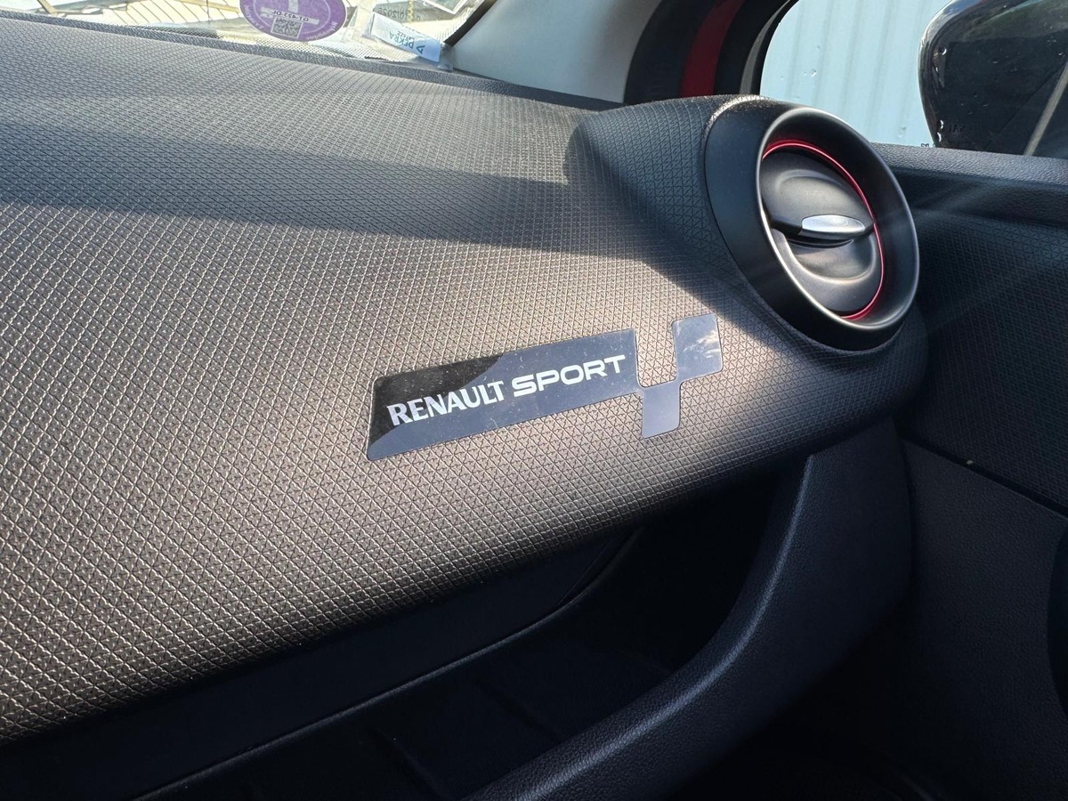 RENAULT Clio RS TROPHY