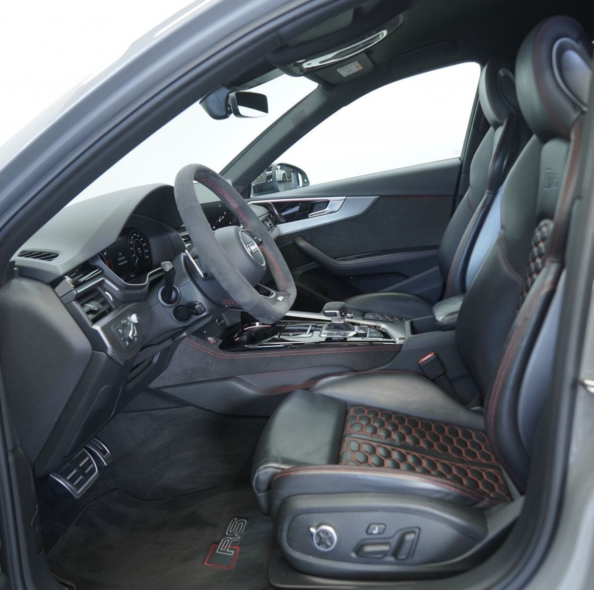 Audi RS4 Avant V 2.9 V6 TFSI 450ch quattro tiptronic 8/Gris Nardo/B&O/VO Allemand/Malus 12400e