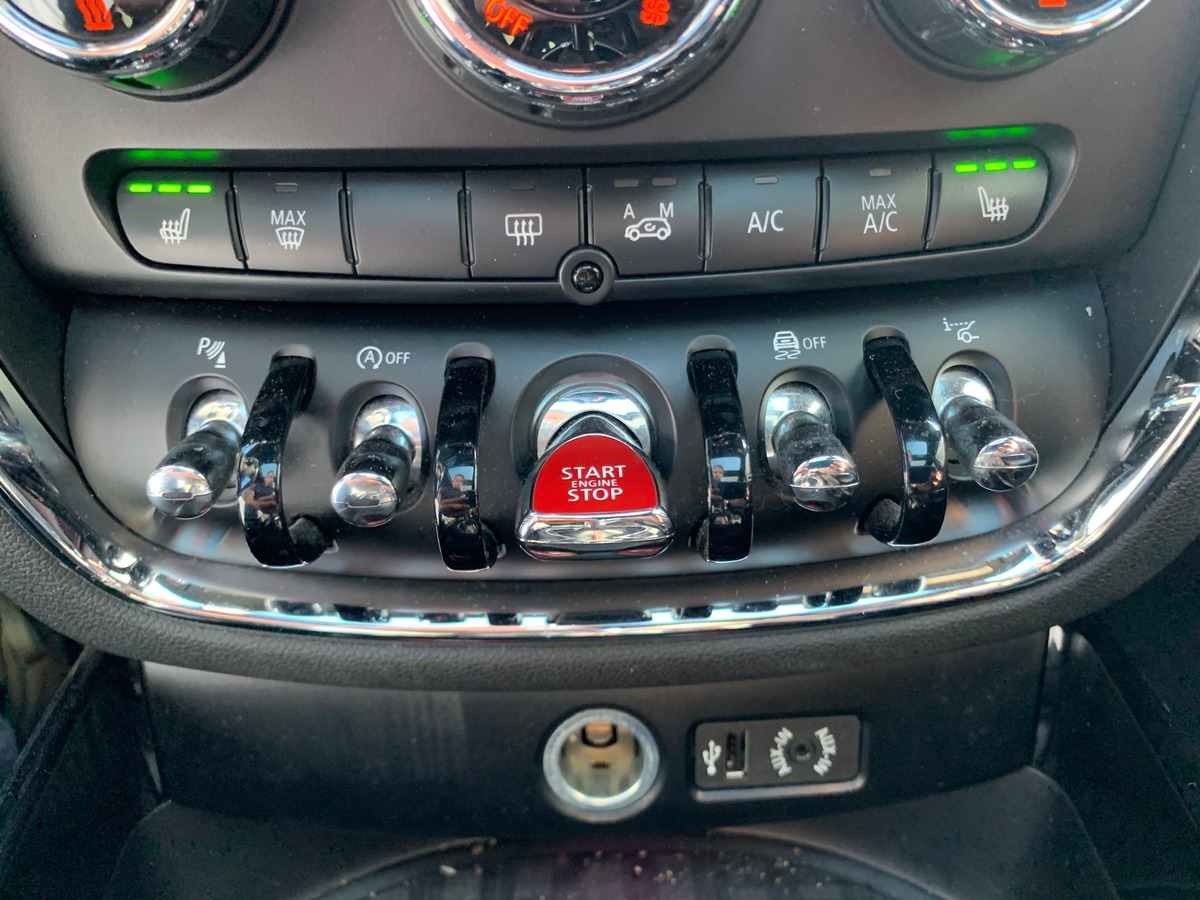 Mini Clubman 192 | S | Pack JCW | Toit panoramique | Mode Sport | Sièges chauffants | Harman Kardon
