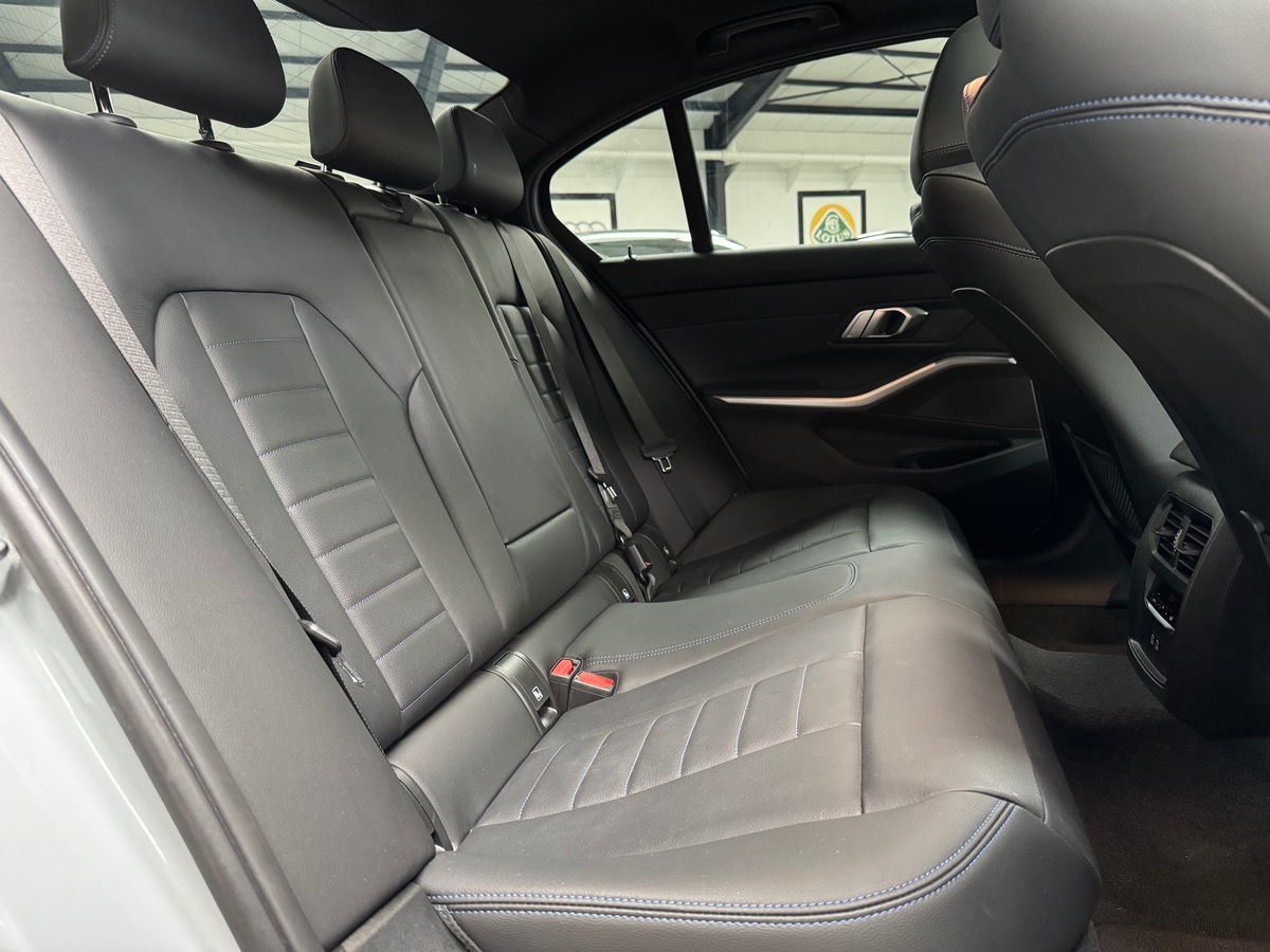 Bmw Série 3 320D M SPORT 190CV TO/UHD/CARPLAY
