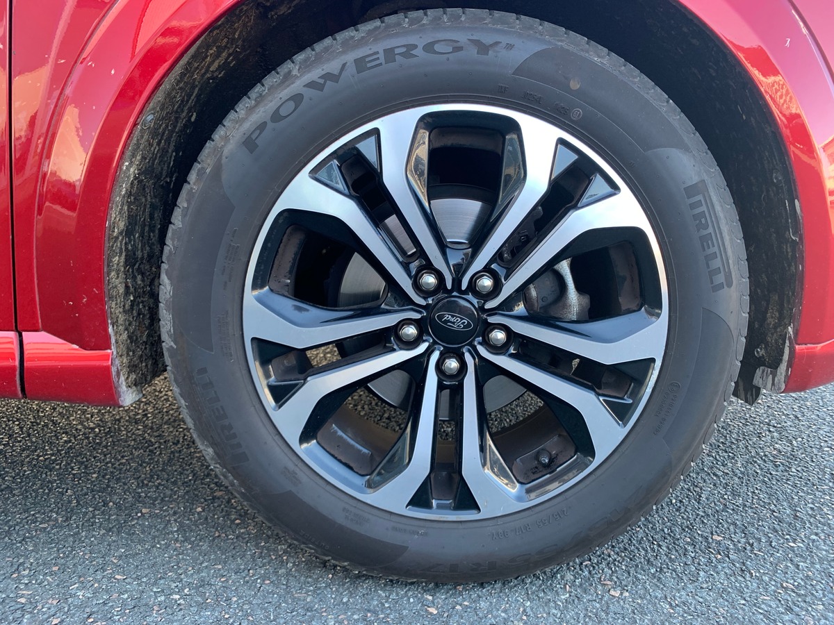 Ford Puma 125 | St-Line | 1iére MAIN | Attelage | Flexifuel équipé d'origine | Android Auto | Radar