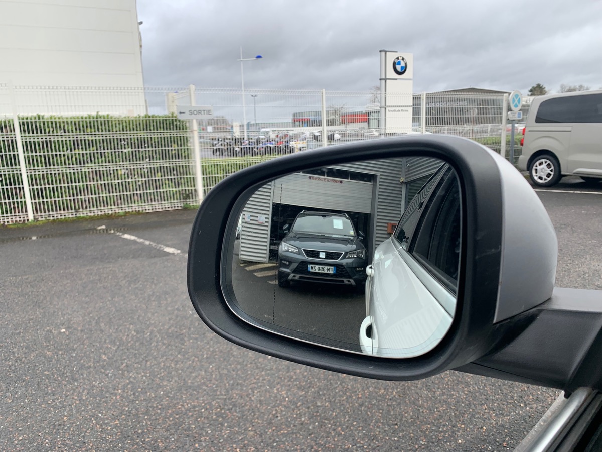 Volvo S60 150 ch | R-design | Attelage amovible | Régulateur vitesse | Radar stationnement arriére