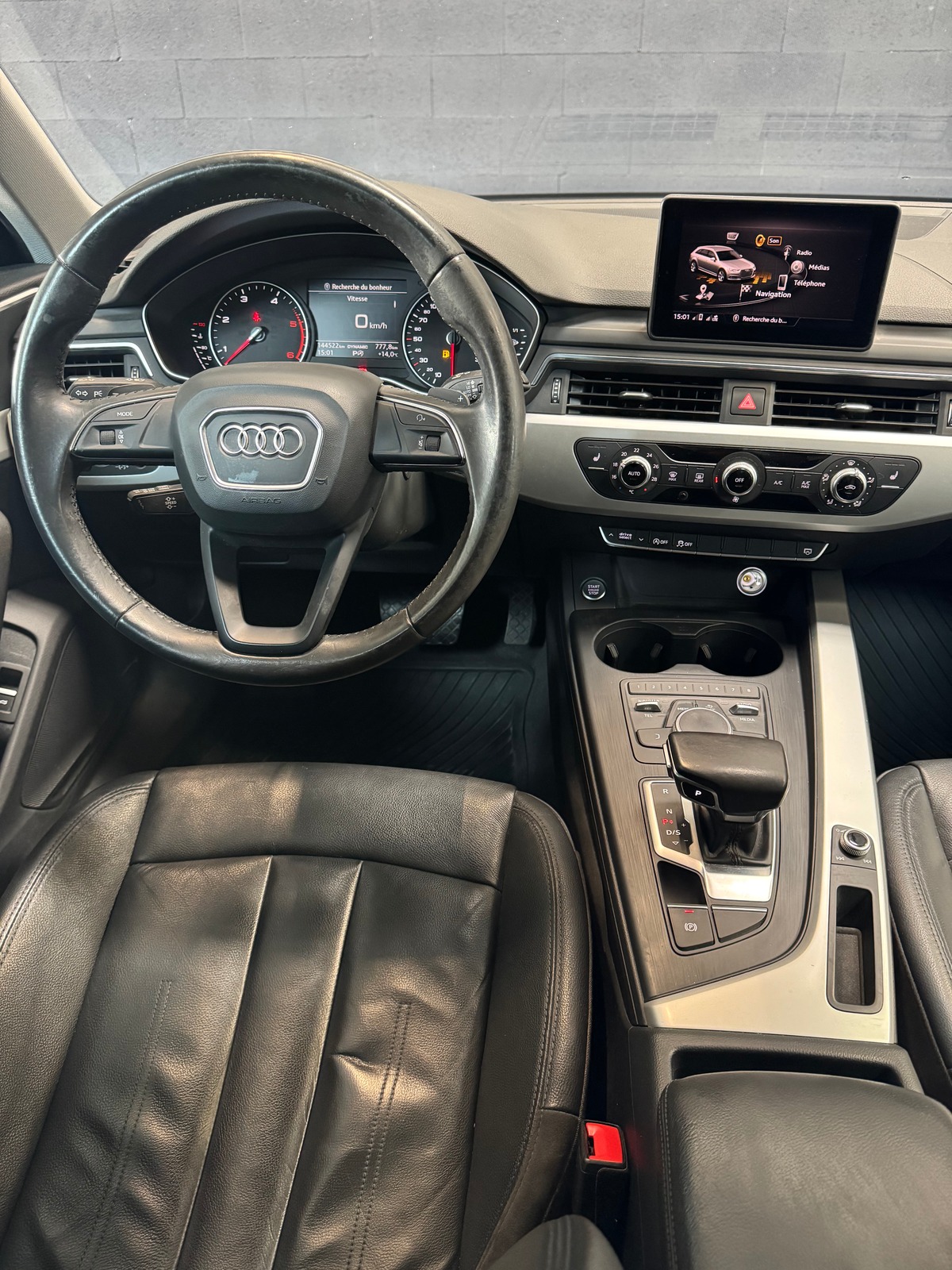 Audi A4 Avant 3.0 V6 TDI 218 S TRONIC BVA7 Quattro Design