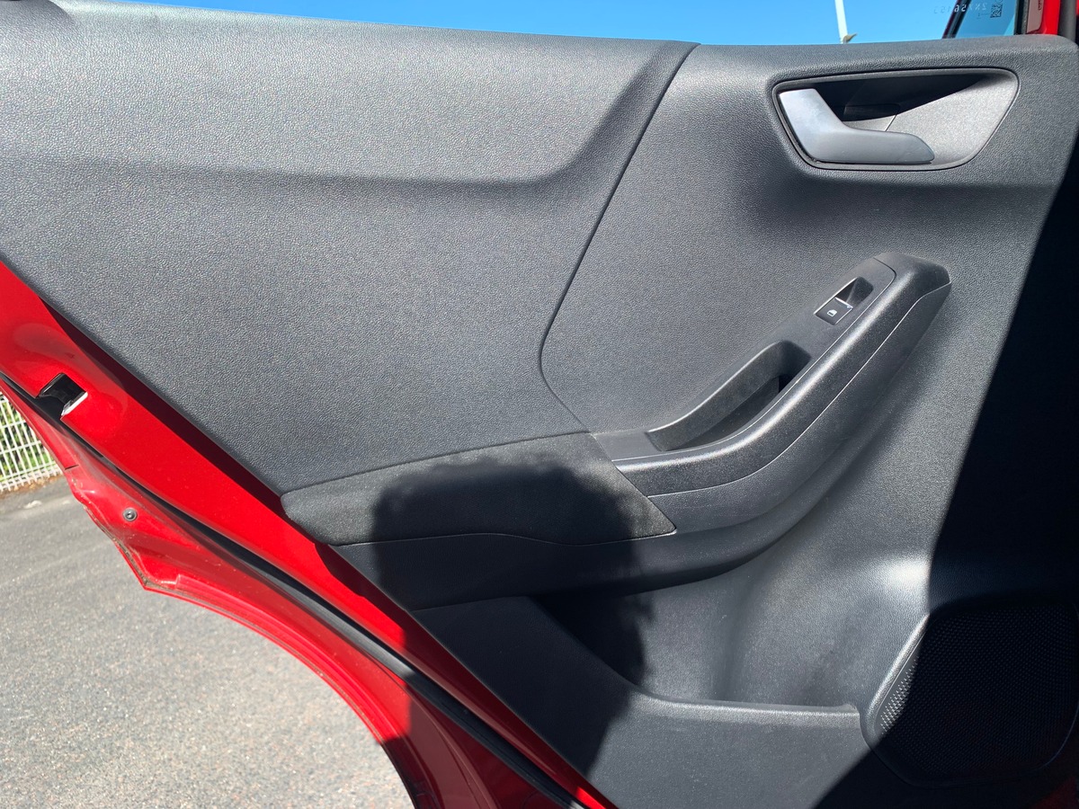 Ford Puma 125 | St-Line | 1iére MAIN | Attelage | Flexifuel équipé d'origine | Android Auto | Radar