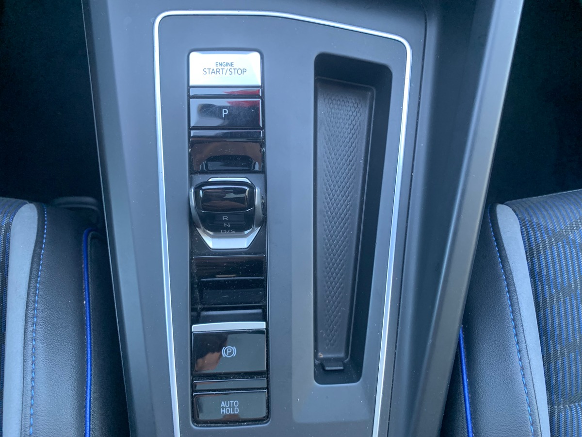 Volkswagen GOLF 8 320 chevaux | R | Toit ouvrant | Caméra de recul | Apple car play | GPS | Attelage