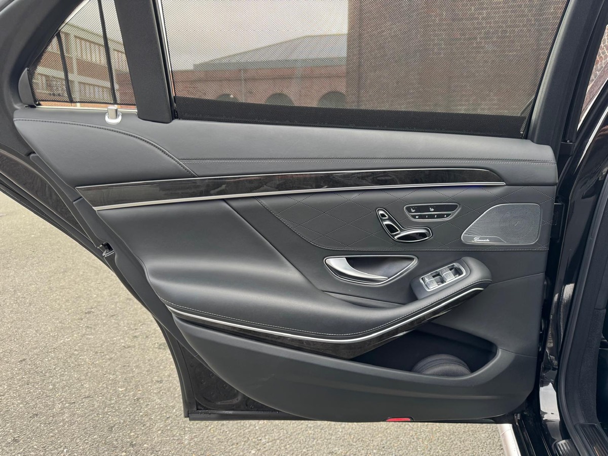 Mercedes-Benz Classe S 63 AMG - Pack VIP - Entretiens Mercedes