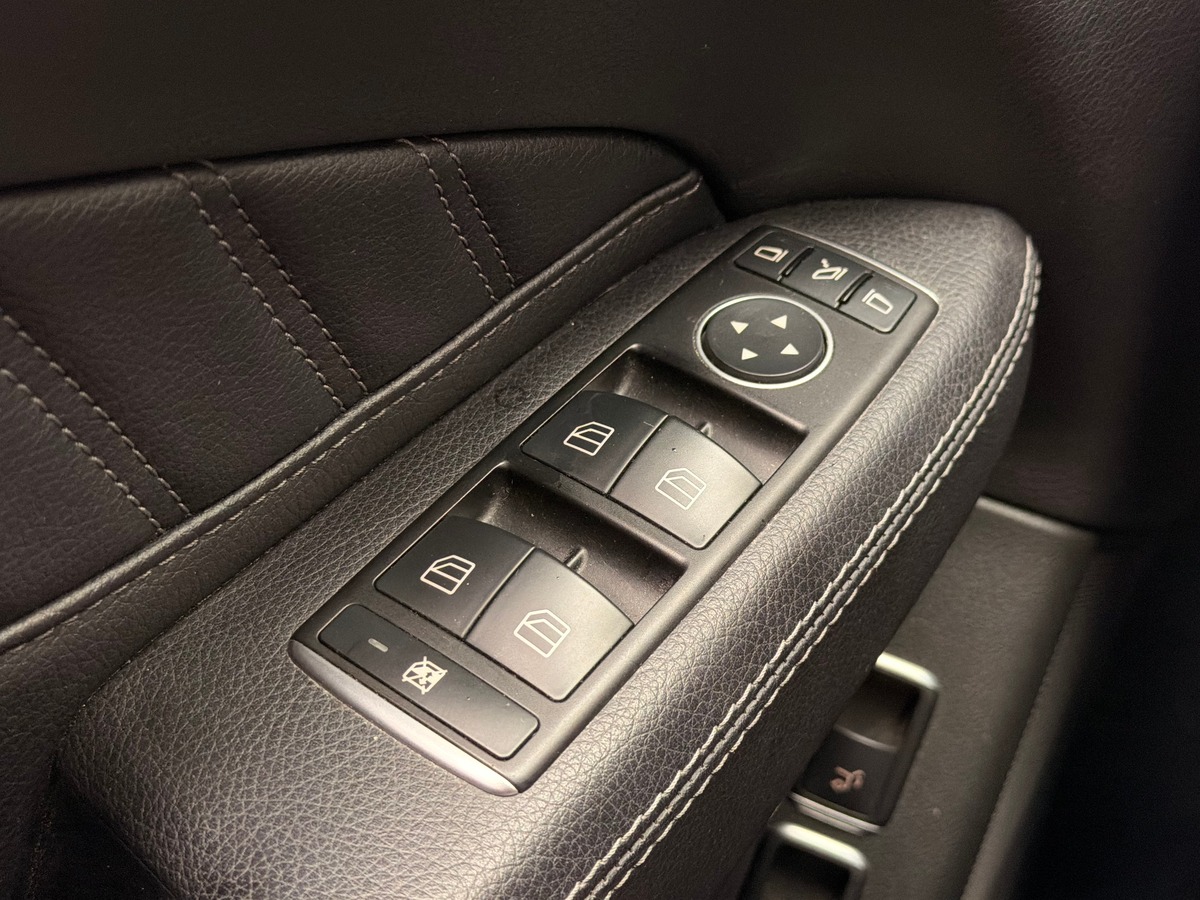 Mercedes-Benz Classe GLE PACK AMG FASCINATION (W166) 350 d 3.0 d V6 4MATIC 9G-TRONIC 258 cv