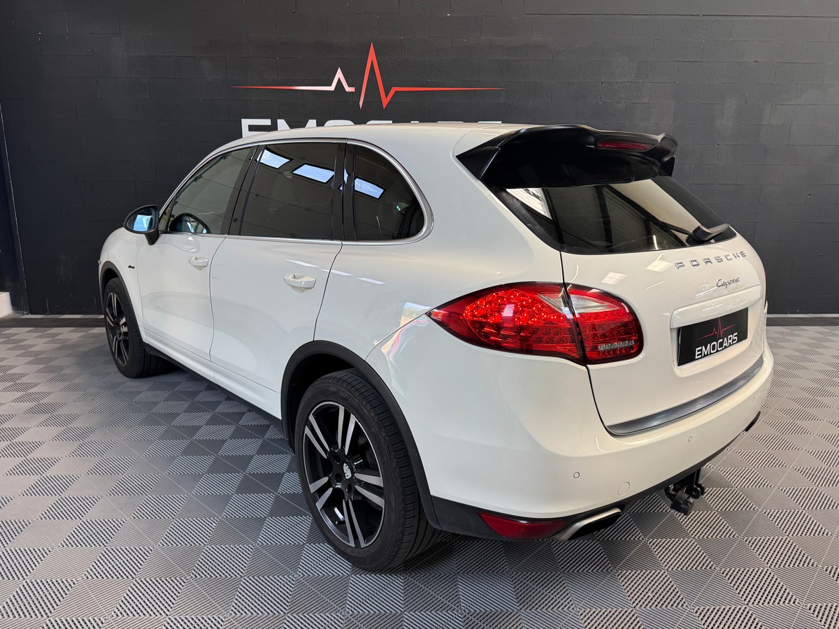 Porsche Cayenne 3.0 V6 Diesel 240ch Tiptronic S 8
