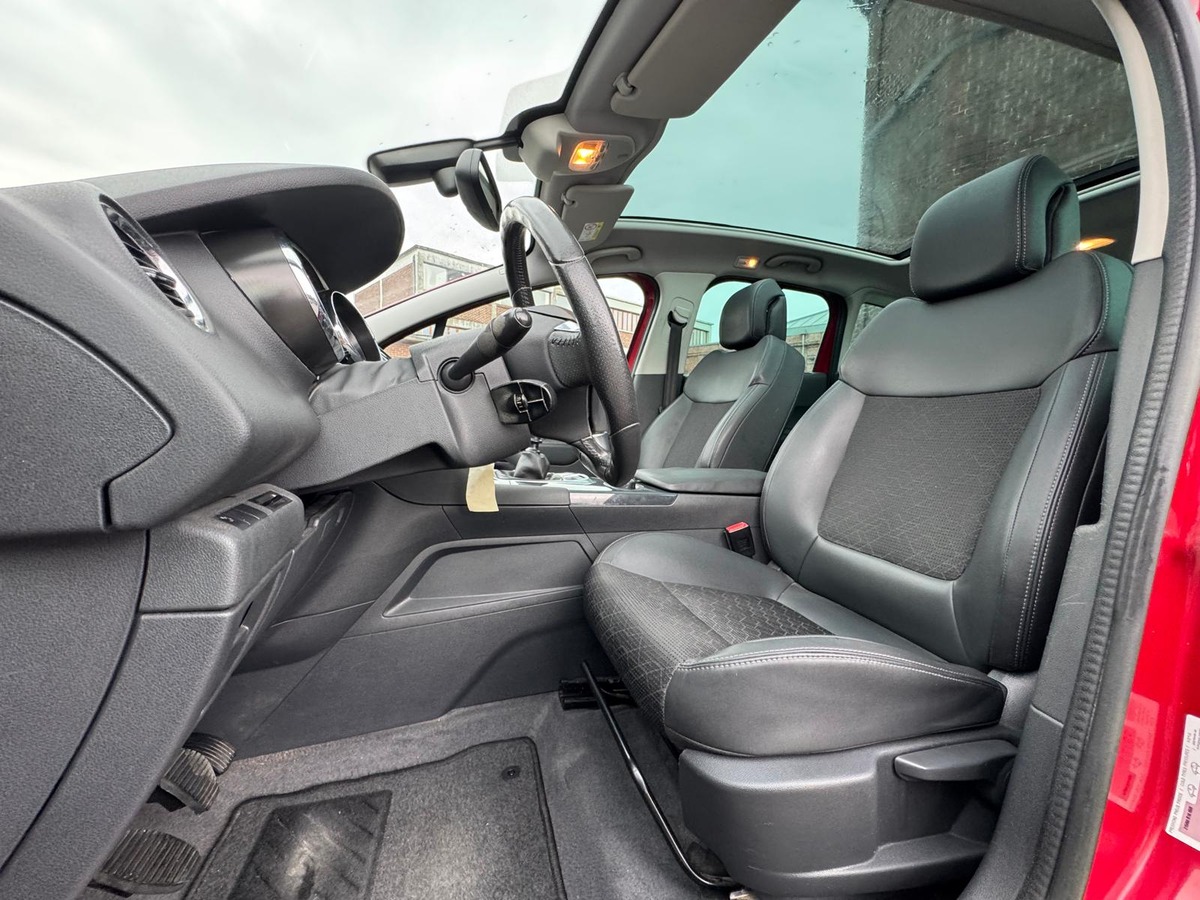 Peugeot 3008 phase 2 1.6 hdi 115cv Allure - Garantie