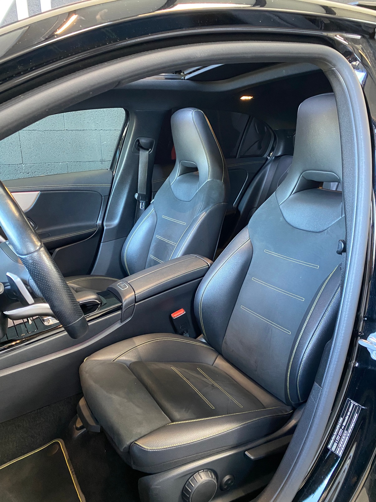 Mercedes-Benz Classe A IV 200 AMG LINE EDITION 1