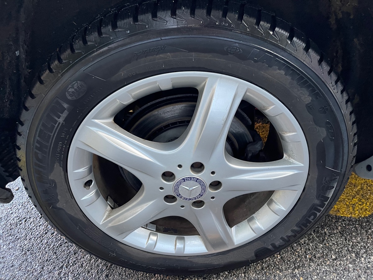 MERCEDES CLASSE R R 320 3.0 CDI V6 224 CV 4MATIC / 1 er Main /7places /Toit Panoramique /Avant Garde